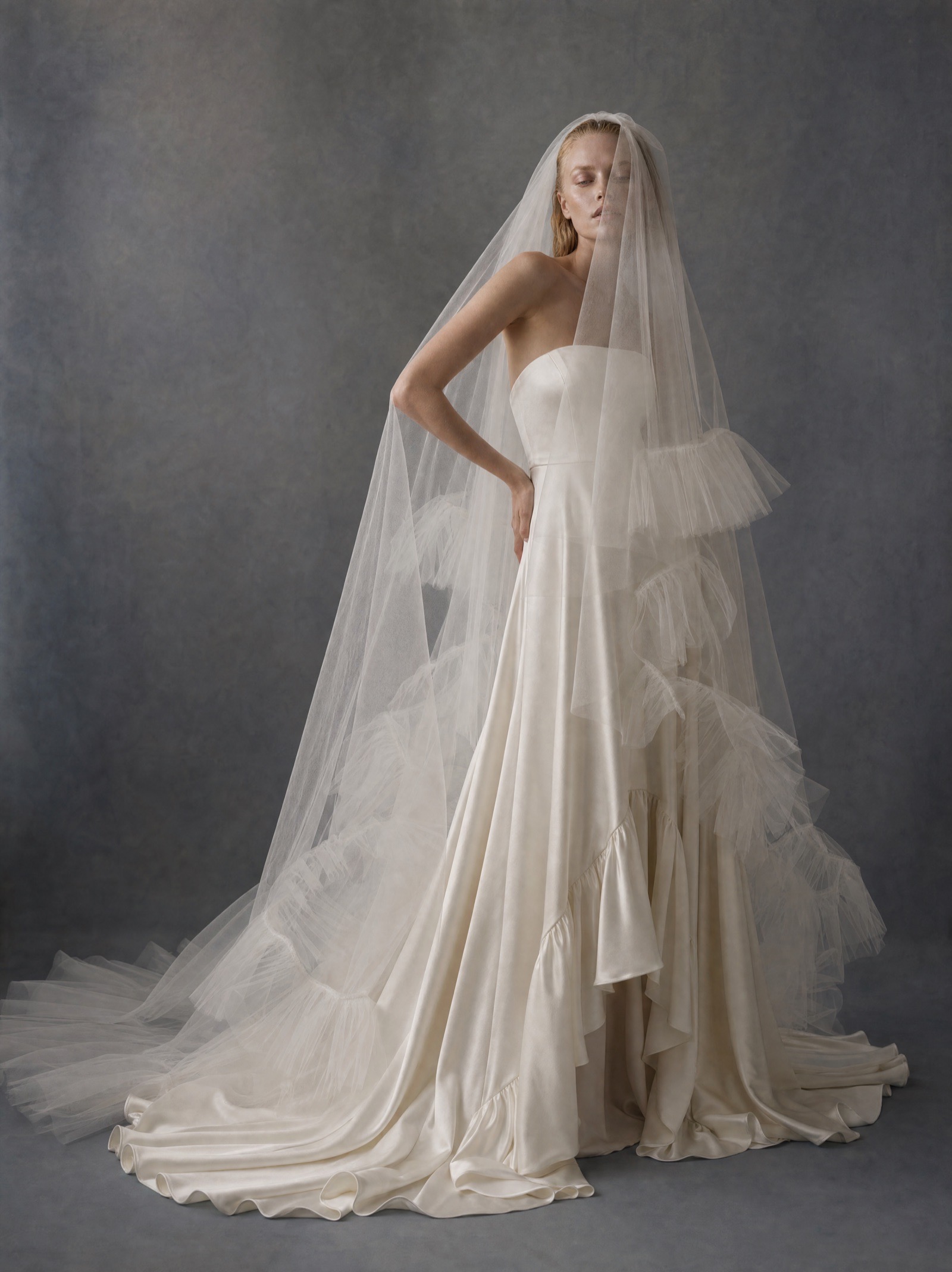 Lullu brudeslør, Couture-Stuen